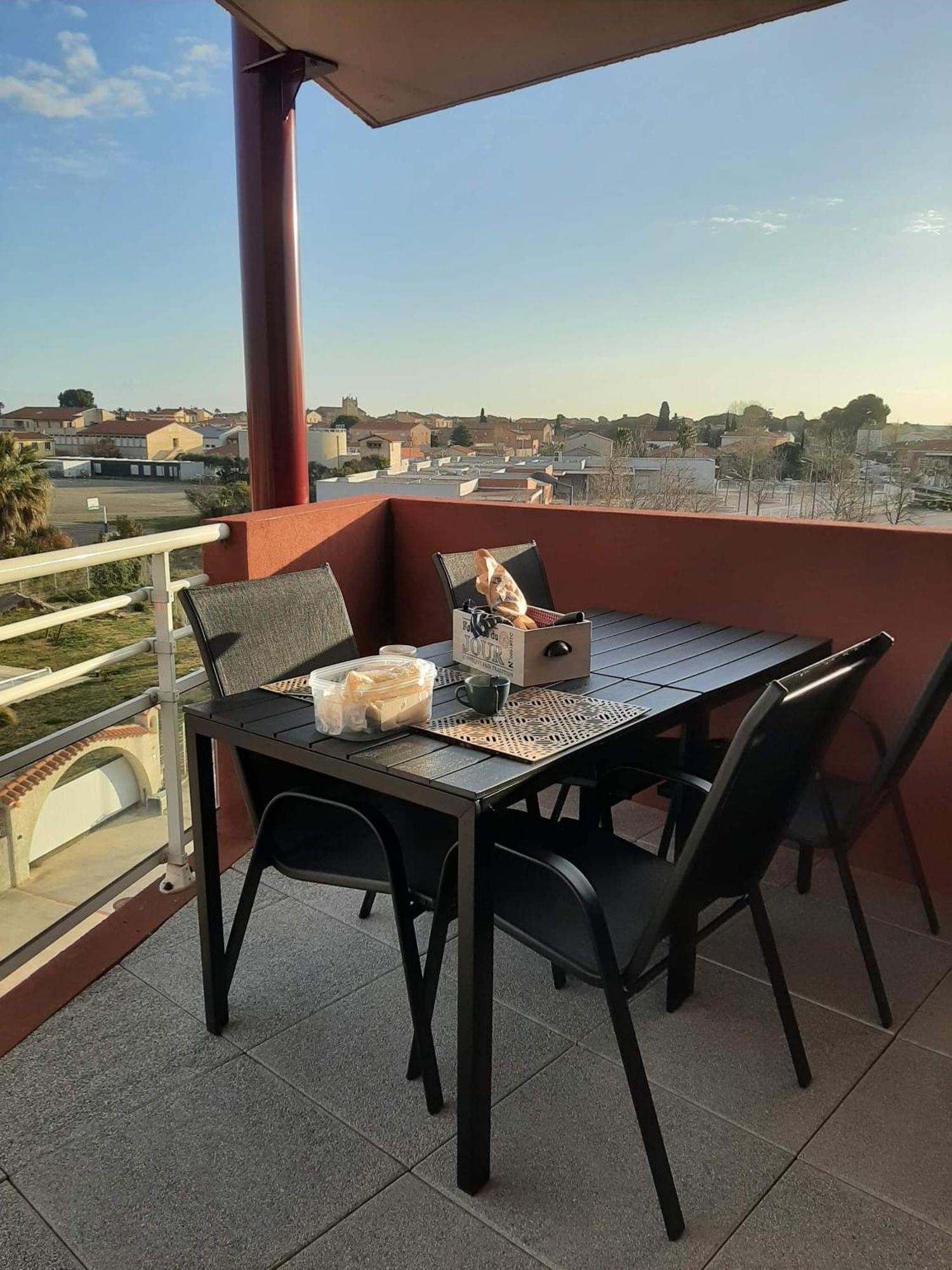 Logement Entier, Calme, Hyper Equipe Saint-Laurent-de-la-Salanque Exterior foto